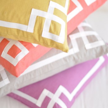 Ribbon motif pillows