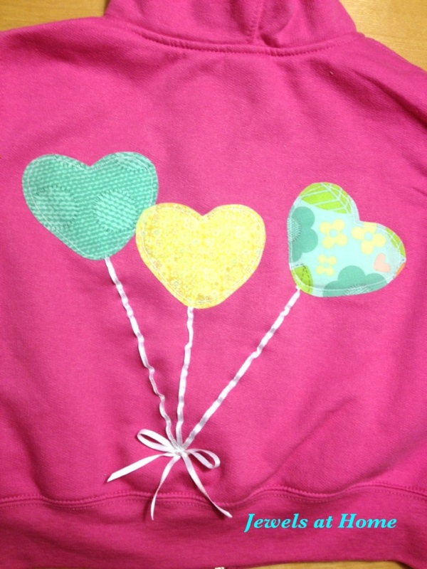 3-D balloon applique by Jewels at Home.