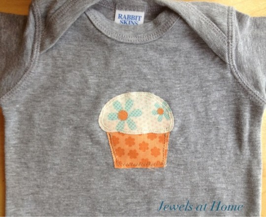 Cupcake applique onesie.  Jewels at Home.