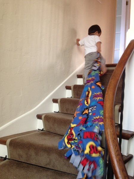 Cozy fleece blanket tutorial from Jewels at Home.