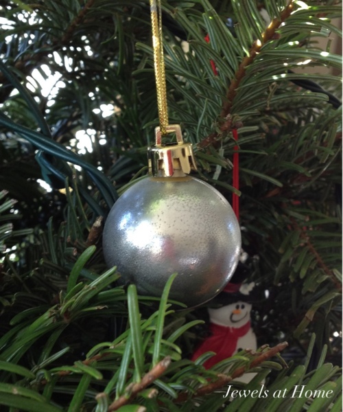 Tips on adding the glow of silver to Christmas decorations you already have. {Jewels at Home}