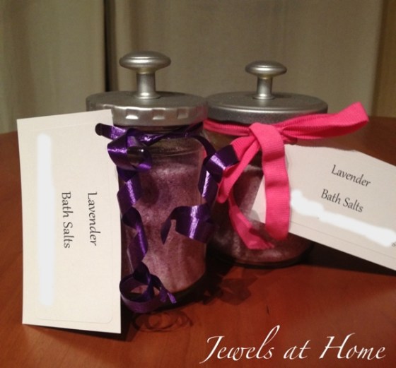 Ideas, tips, and recipes for DIY gifts in a jar. {Jewels at Home}
