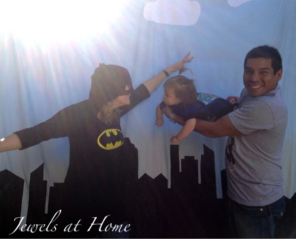 Superhero birthday party with tons of DIY ideas for your little one | Jewels at Home