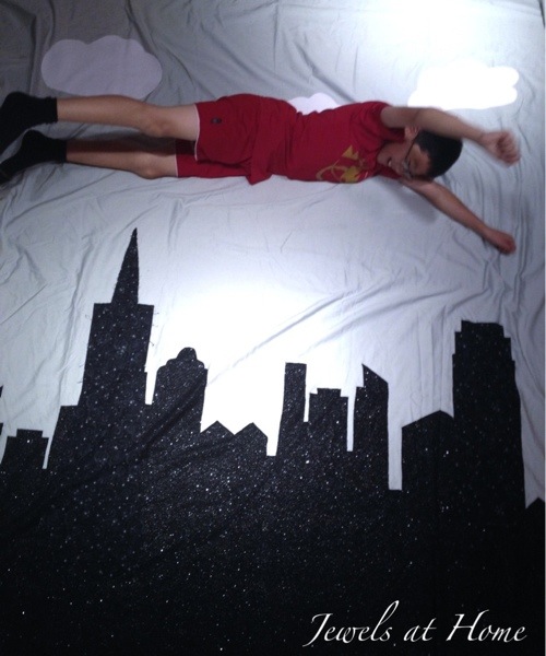 Superhero birthday party with tons of DIY ideas for your little one | Jewels at Home