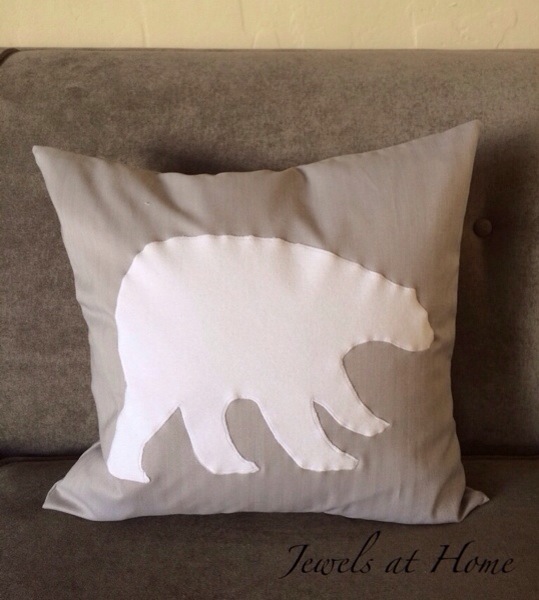 Polar Bear pillows in a simple white and gray color scheme for Christmas and the whole winter | Jewels at Home