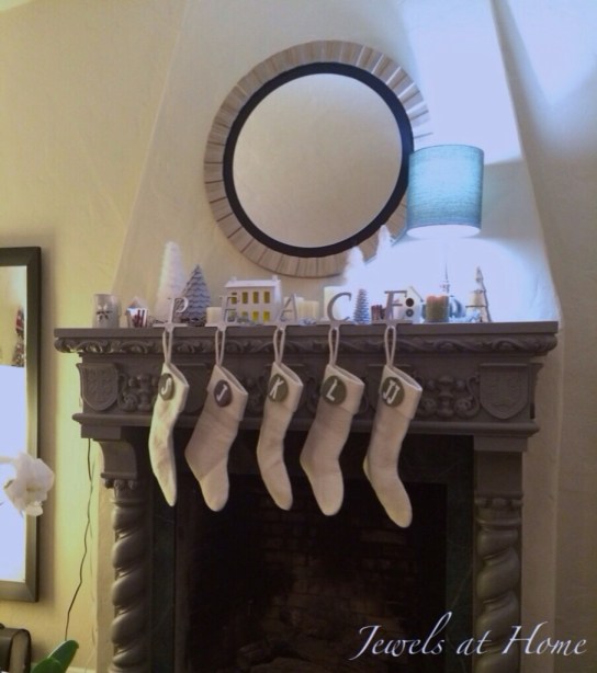 Winter wonderland.  Christmas mantel in white | Jewels at Home