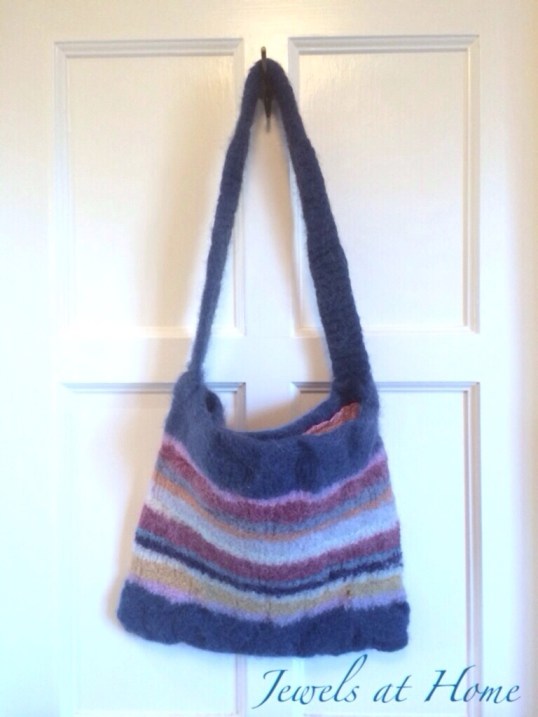 Knitted and felted handbag with colorful stripes | Jewels at Home