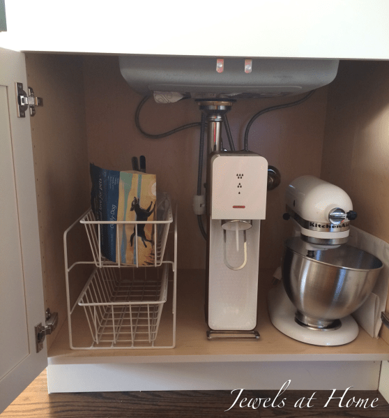 10 tips for a clutter-free kitchen: Tuck away as many appliances as possible| Jewels at Home