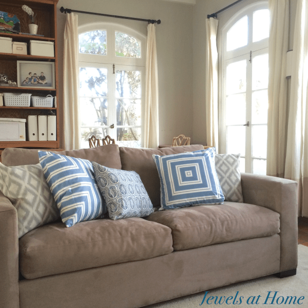 From Simple Stripes to Great Graphic Throw Pillows | Jewels at Home