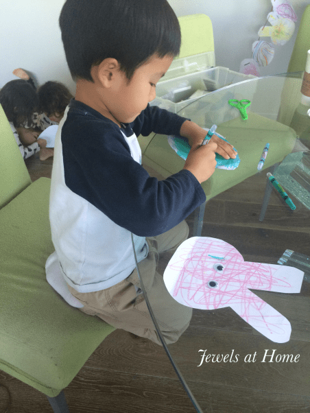 Kids' Upcycled Easter Garland | Jewels at Home