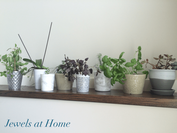 Easy DIY Faux Marble Planters  | Jewels at Home