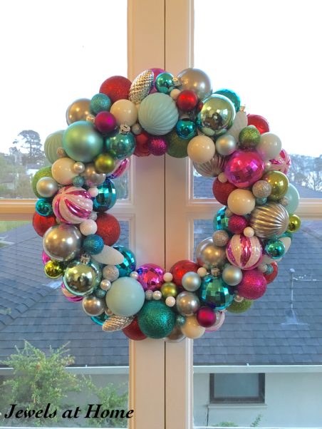 Mid-Century Retro Ornament Wreath | Jewels at Home