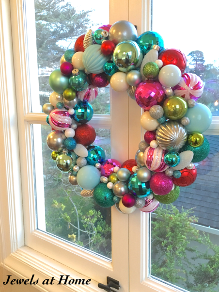 Mid-Century Retro Ornament Wreath | Jewels at Home