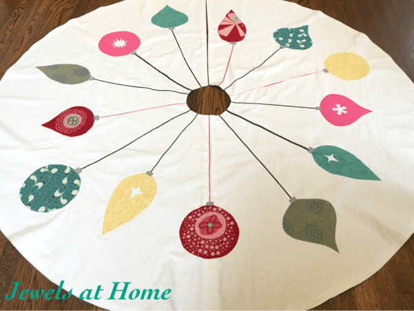 Retro Mid-Century Ornaments Christmas Tree Skirt | Jewels at Home