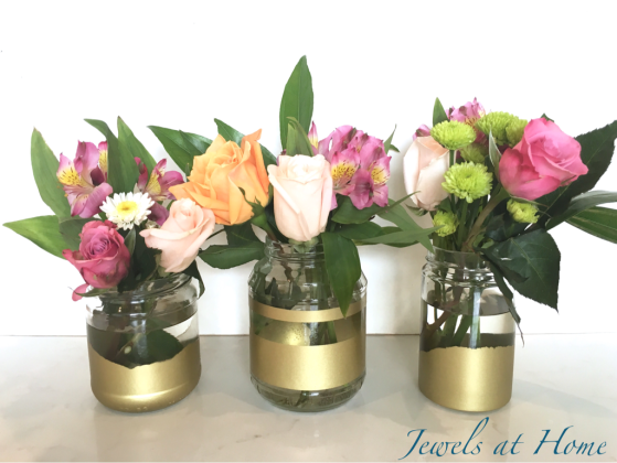 DIY gold-painted vases | Jewels at Home