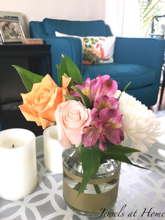 DIY gold-painted vases | Jewels at Home